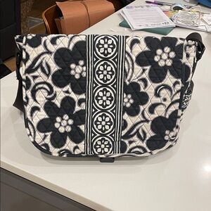 Vera Bradley Floral Black and White Quilted Shoulder messenger/computer Bag